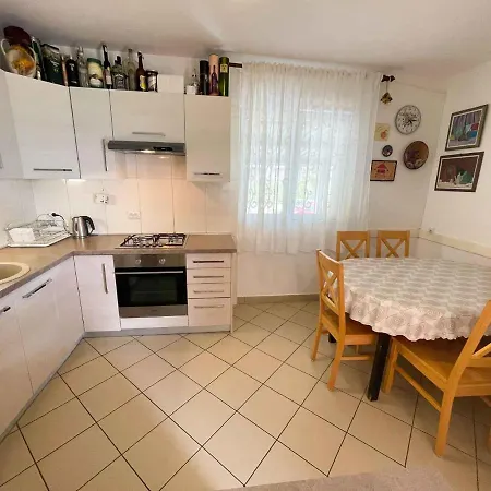 Appartamento In 42258